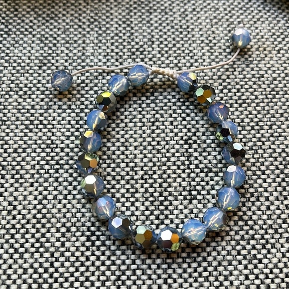 🌙 Y2K Vintage Circa 2006 Iridescent Beaded Tie String Bracelet ✨ - Picture 1 of 17